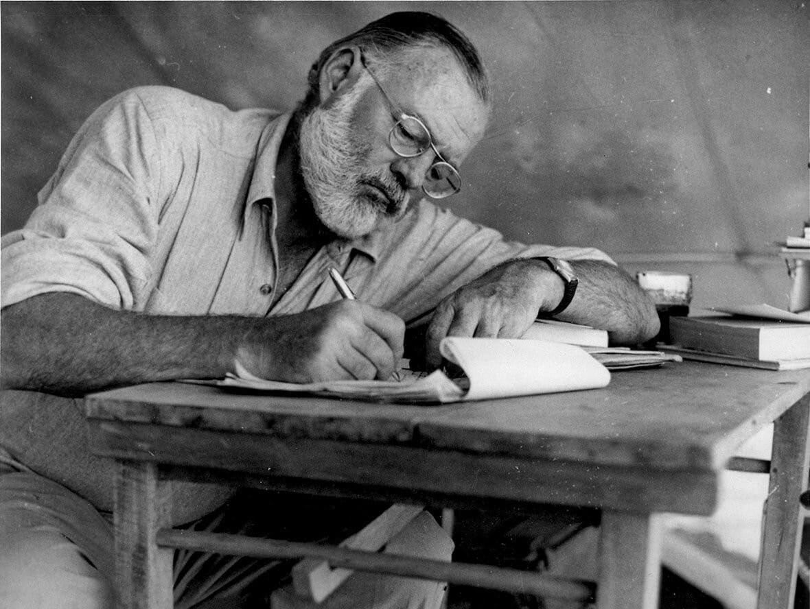Ernest Hemingway: A 63 años de su muerte, del Nobel a la depresión